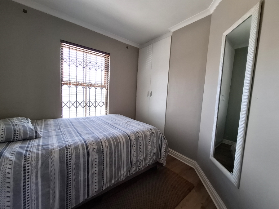 To Let 3 Bedroom Property for Rent in Table View Western Cape